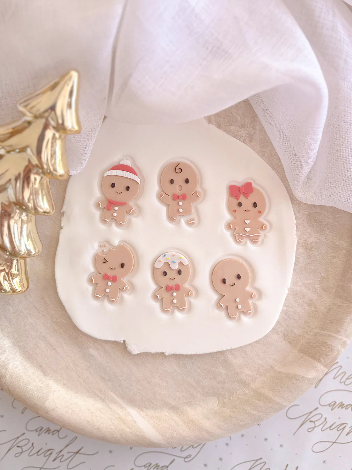 Set of 6 mini gingerbread men
