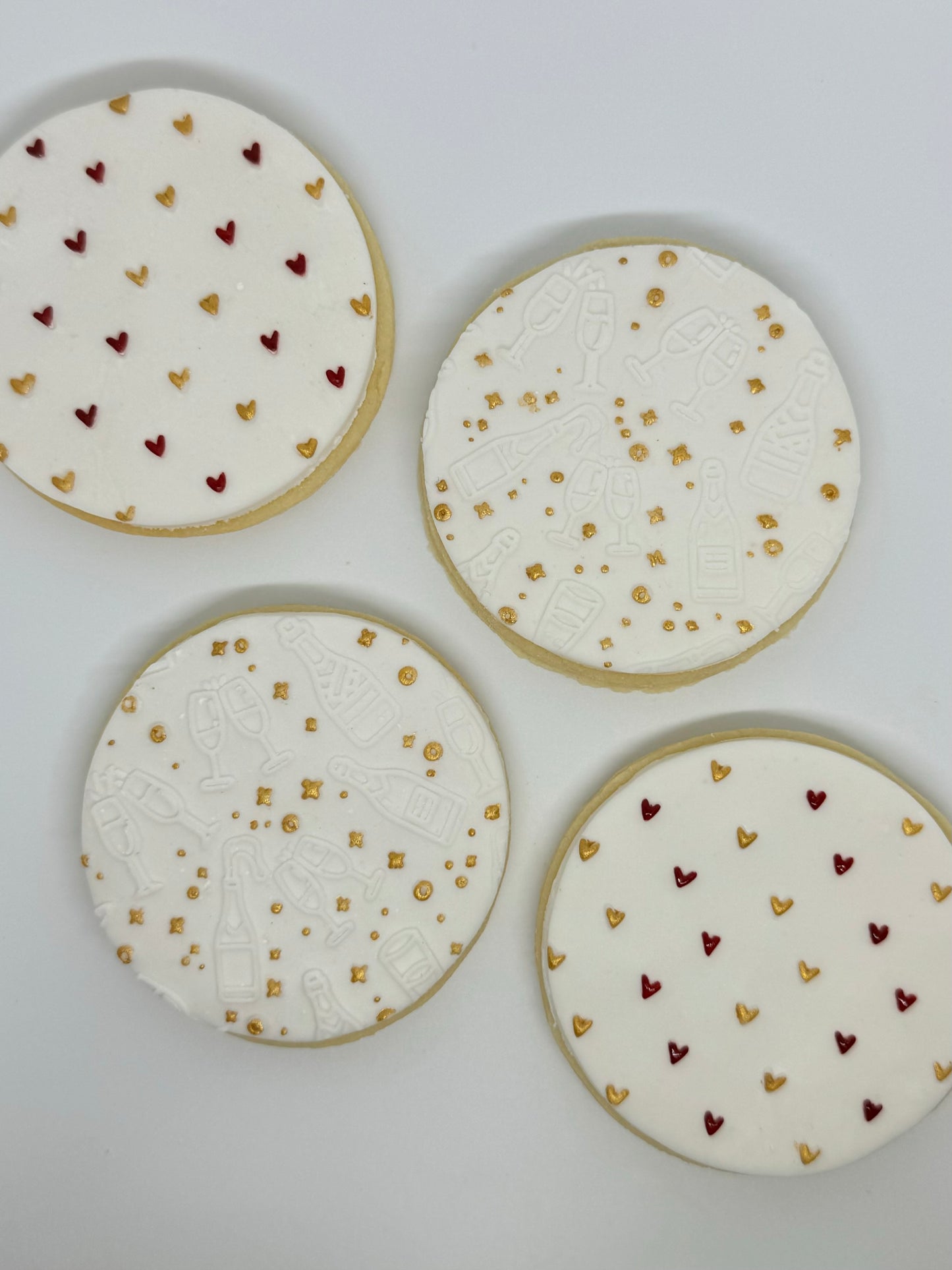 Mini Hearts on round cookie