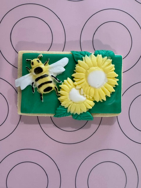Bumble Bee and Daisies