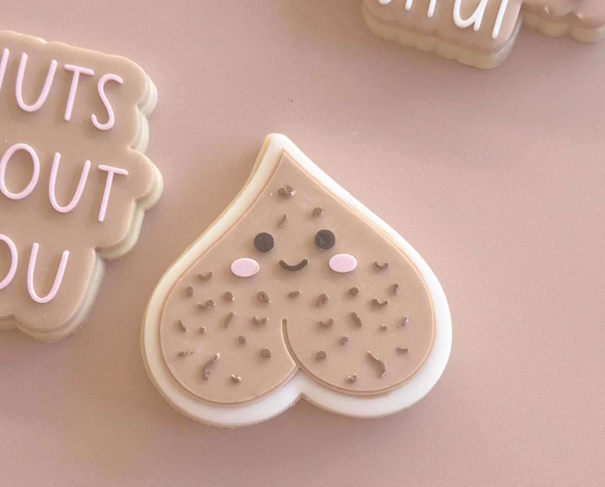Put your nuts in my mouth