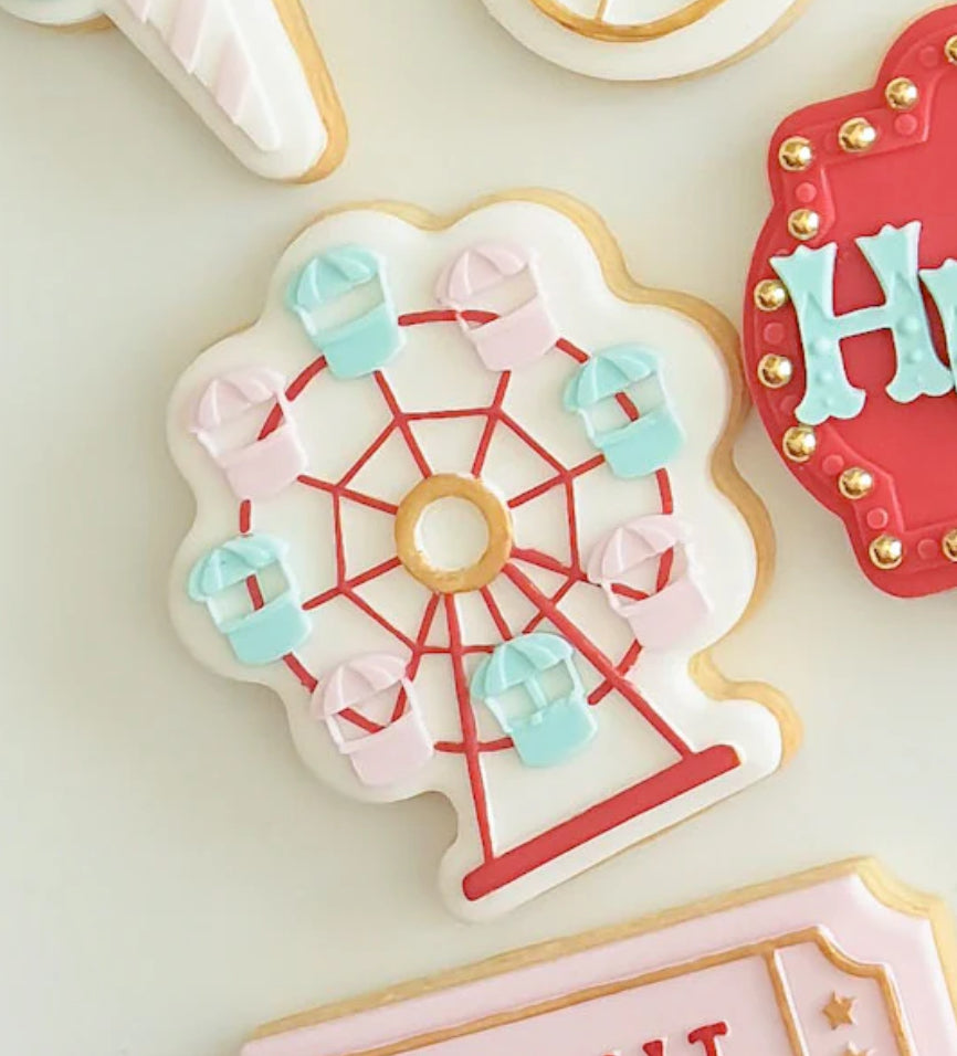 Ferris Wheel Fondant Cookie