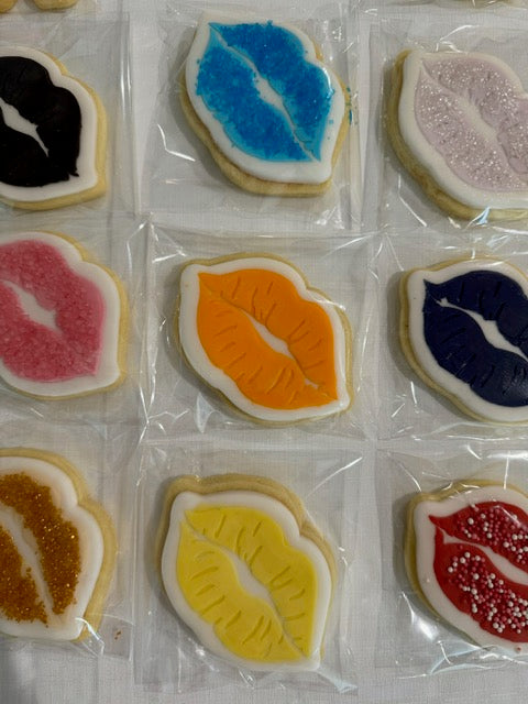 Large Lip Cookies